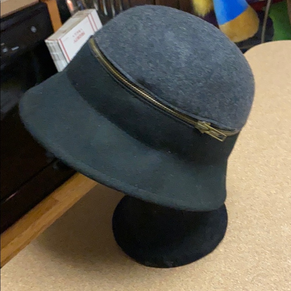 John Callanan Legacy Hat - Picture 4 of 8